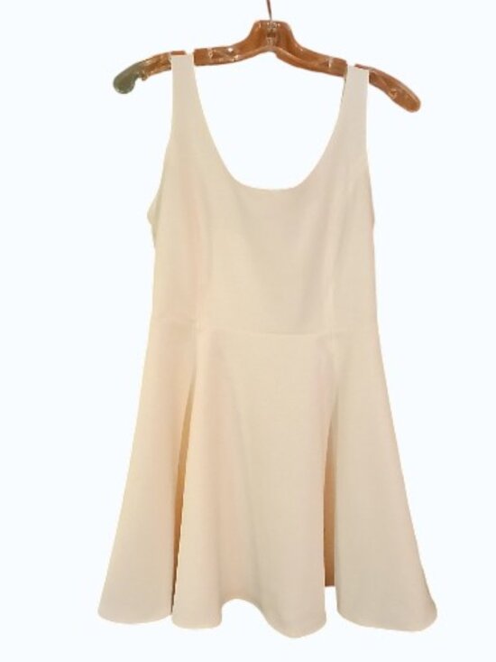 H&M Dresses & Skirts - H & M Cream Sleeveless Fit and Flare Mini Dress